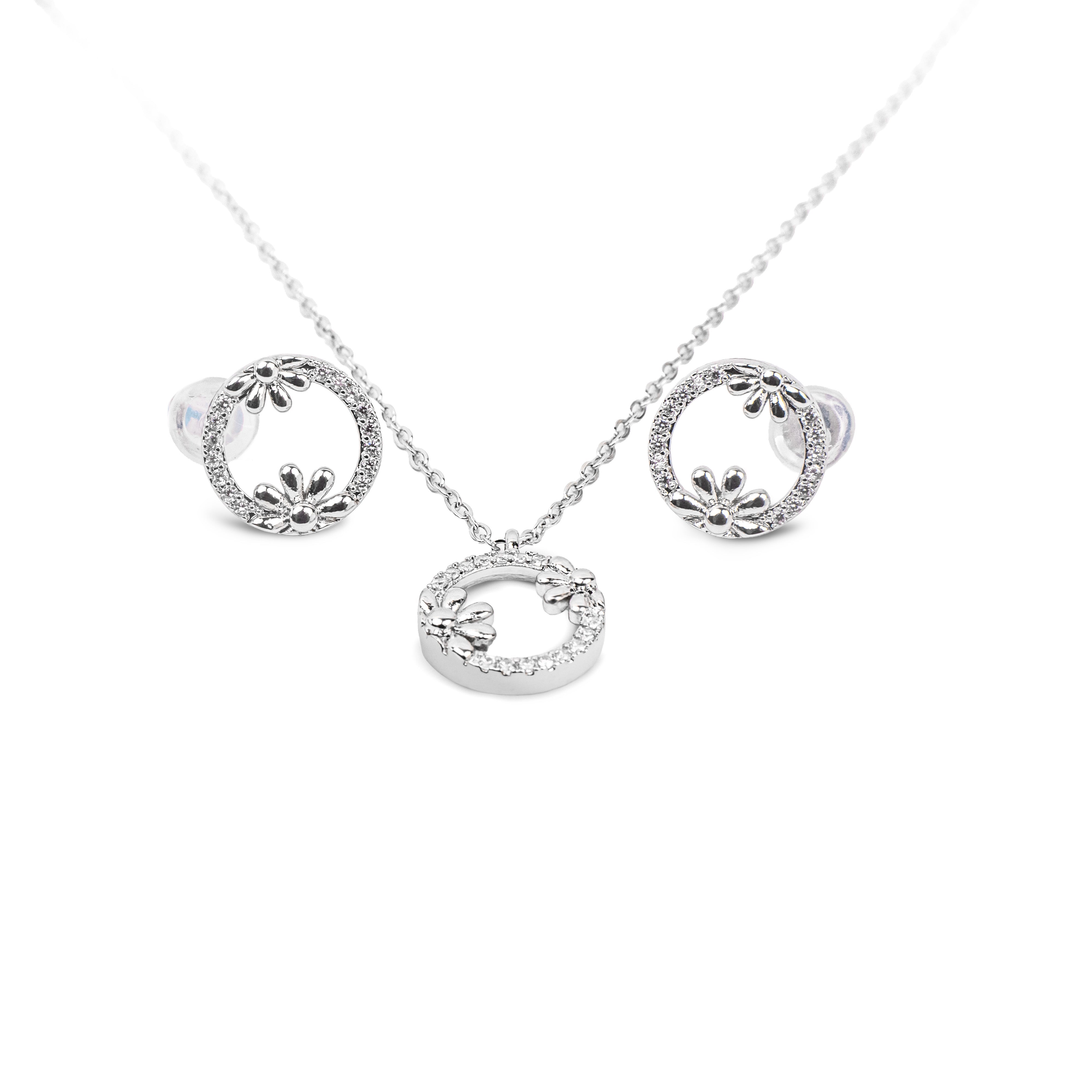 silver-delicate-round-diamond-jewellery-set