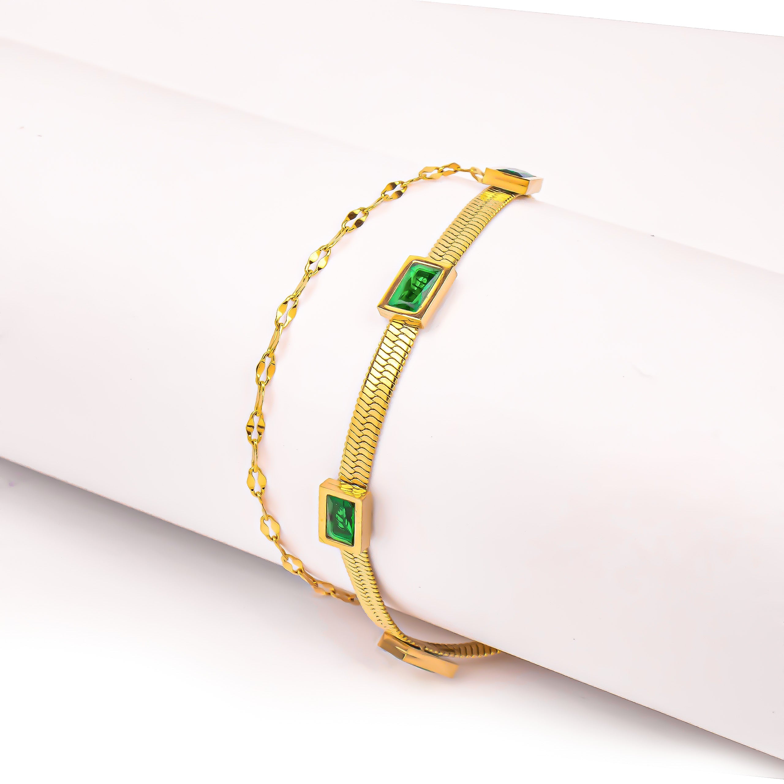 two-layer-emerald-bracelet-18k-gold-plated