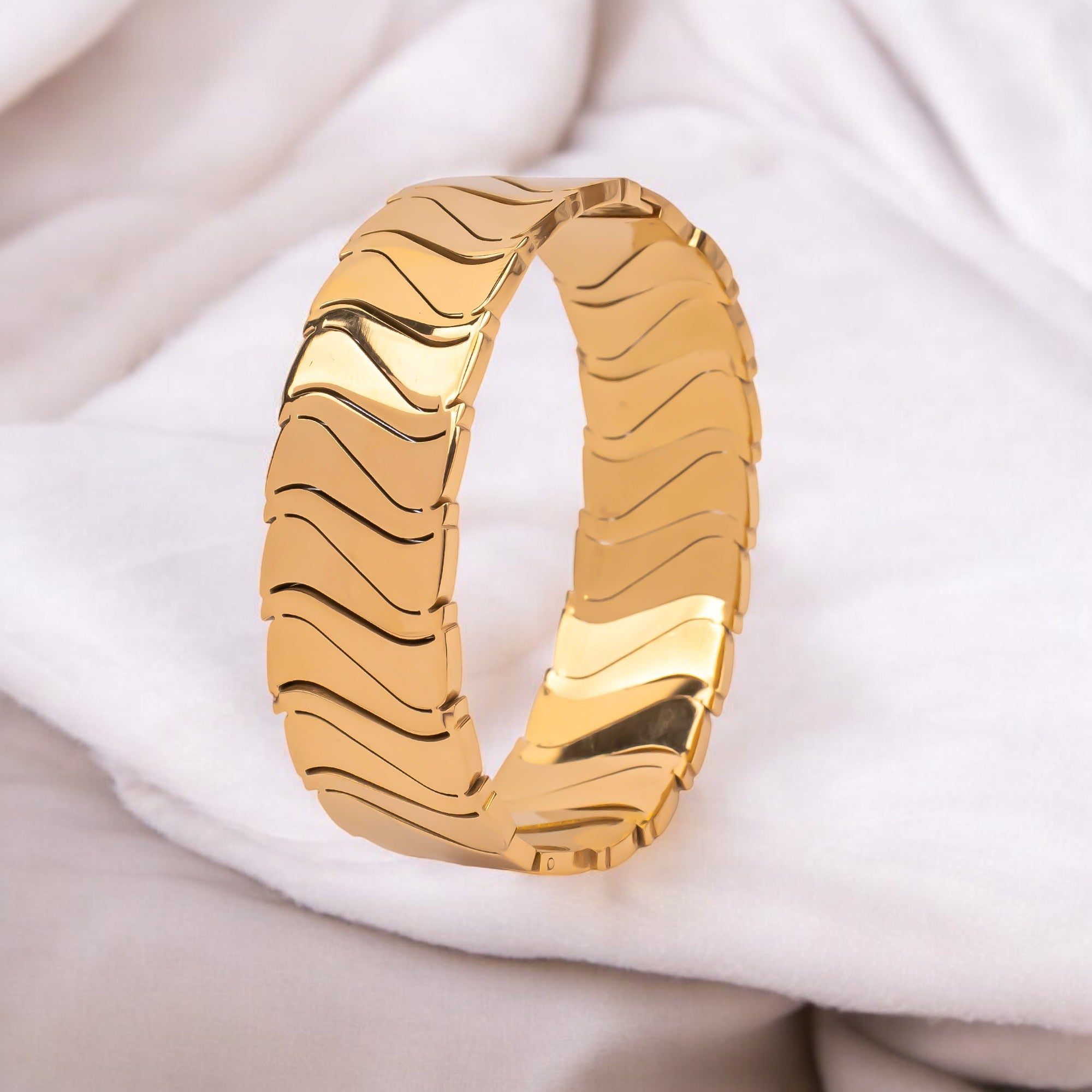 Charismatic Bracelet 18K Gold Plated
