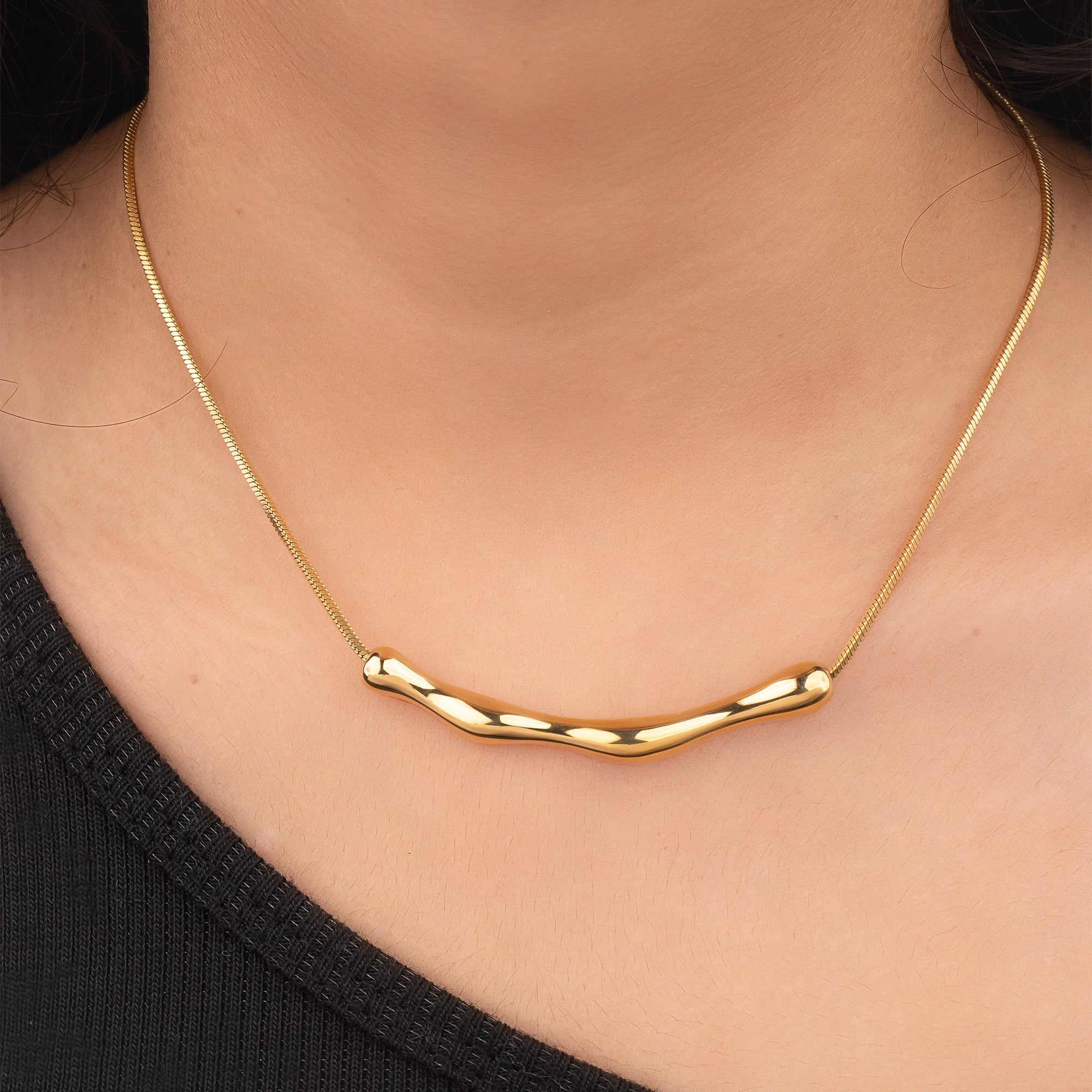 Chunky Curvy Necklace 18K Gold Plated